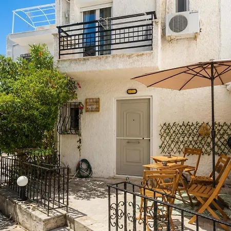 Апартаменты Aegean Pearl Maisonette Near And Free Parking Nea Kallikrateia