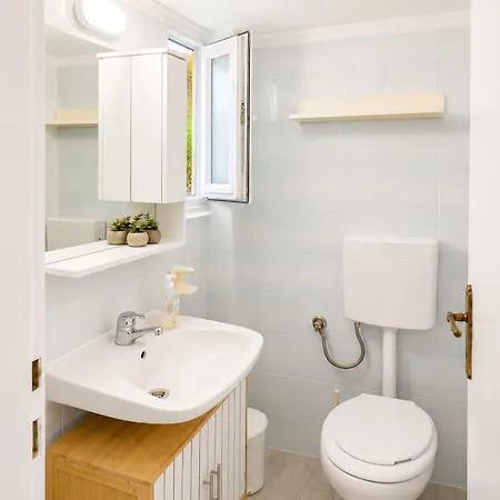 Aegean Pearl Maisonette Near And Free Parking Nea Kallikrateia